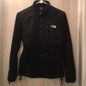 Black north face jacket